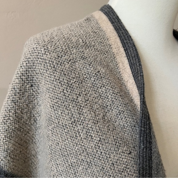 MERCANTILE PORTLAND LUXURY WRAP SHAWL CAPE COLORBLOCK  WOOL COUNTRY CHIC MODERN - Picture 9 of 10